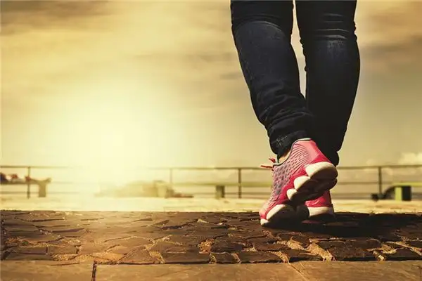 Dreaming of a Lame Leg Meaning and Interpretation NuvoraDream