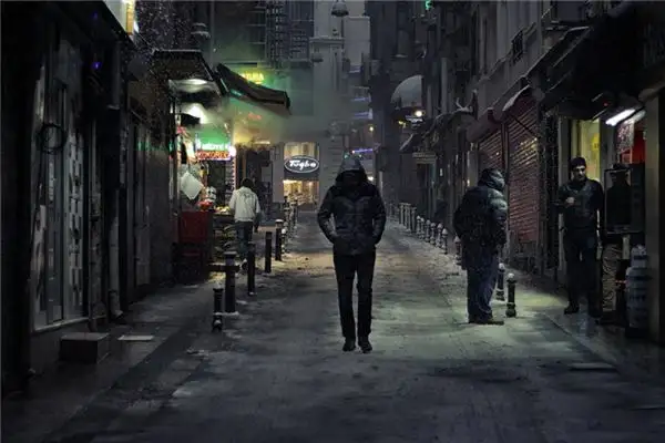 Dream Interpretation of Seeing a Stranger - NuvoraDream