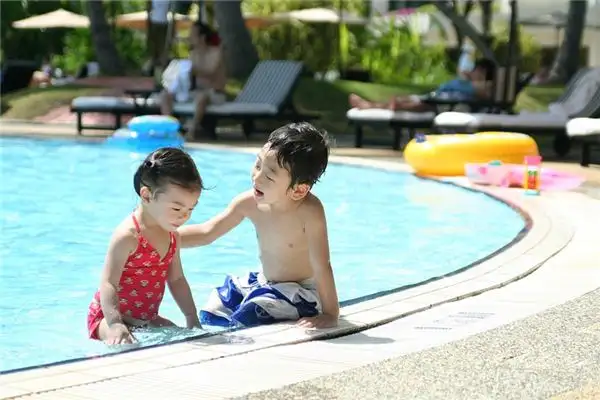 Dream Meaning of Seeing Your Brother in a Dream NuvoraDream