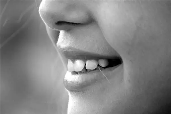 Dream of Teeth Falling Out Meaning and Interpretation - NuvoraDream