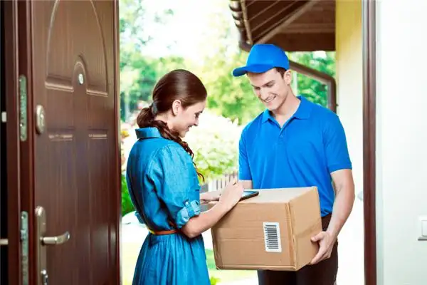 Dream of a Courier Meaning and Interpretation - NuvoraDream