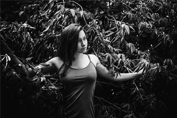 Dreaming of an Ugly Woman Meaning and Interpretation – NuvoraDream-DreamDecode