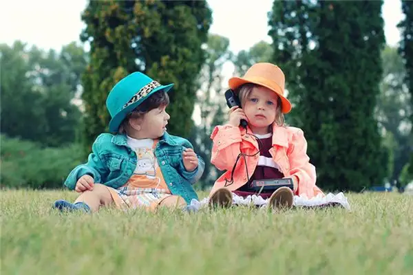 Dream Interpretation of Cousins in Dreams - NuvoraDream