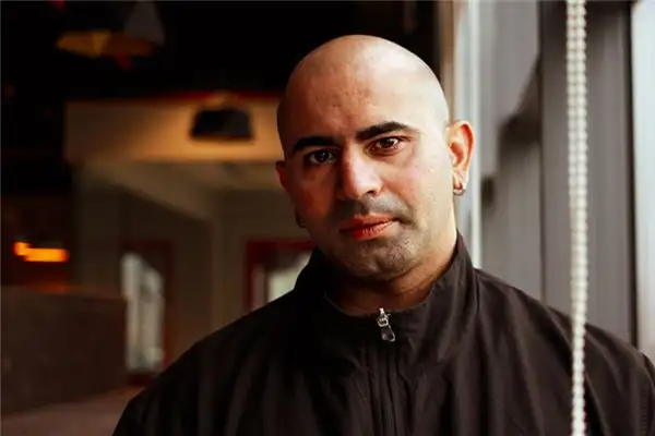 Dream of Shaving Head Meaning - NuvoraDream