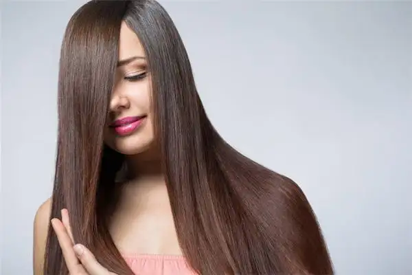 Dreaming of a Woman with Long Flowing Hair Meaning and Interpretation - NuvoraDream