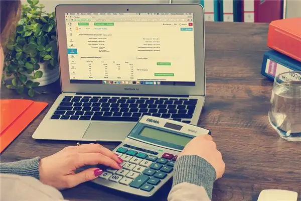 Dream Interpretation of Accountant in Dreams | NuvoraDream
