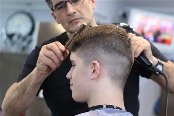 Dreaming of a Barber Meaning and Interpretation - NuvoraDream - DreamDecode-DreamDecode