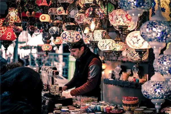 Dream Interpretation of Seeing a Shop Owner - NuvoraDream - DreamDecode-DreamDecode