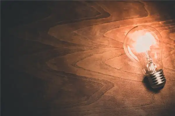 Dreaming of an Inventor Meaning and Interpretation - NuvoraDream