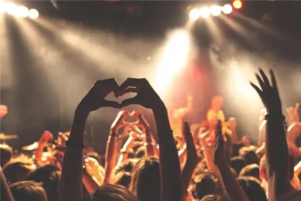 Dream Interpretation Celebrations Meaning on NuvoraDream-DreamDecode