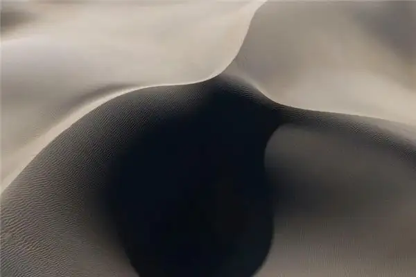 Dream Interpretation of Sinking Sand in Sleep-DreamDecode