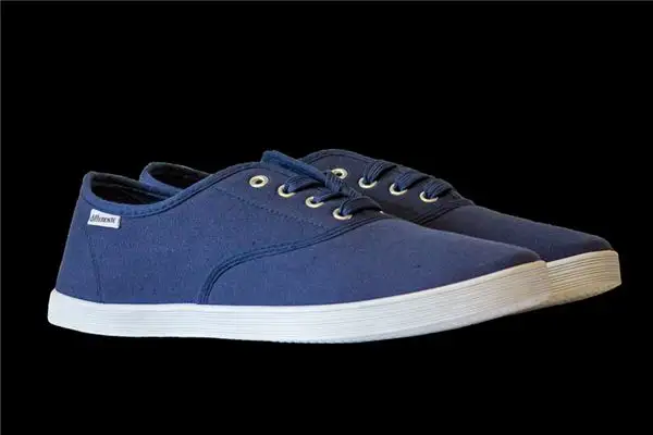 Dream Interpretation Buying Cloth Shoes Meaning-DreamDecode