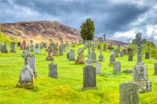 Dream Interpretation of Building a Grave NuvoraDream - DreamDecode-DreamDecode