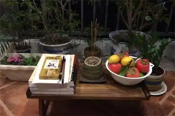 Dream Offering Meaning Interpretation at NuvoraDream-DreamDecode