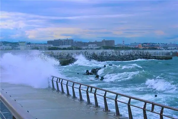 Dream Interpretation of Rough Seas in Your Sleep NuvoraDream