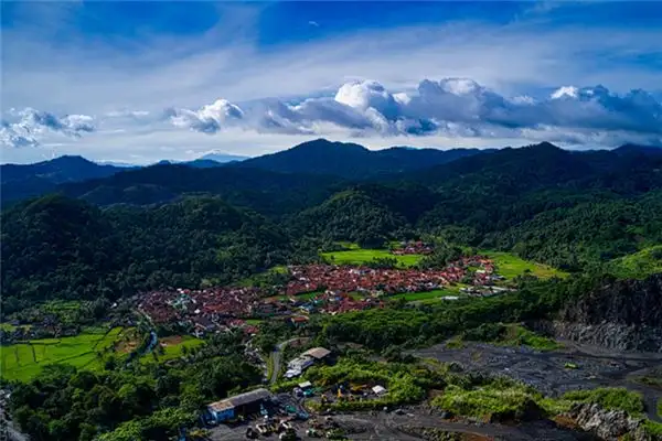 Dreaming of the Countryside Meaning and Interpretation - NuvoraDream-DreamDecode