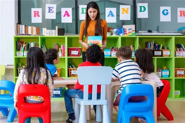 Dream Interpretation of School Admission Ceremony - NuvoraDream - DreamDecode-DreamDecode