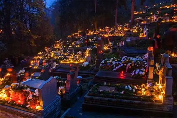 Dream Interpretation of Seeing a Grave on Fire at NuvoraDream-DreamDecode