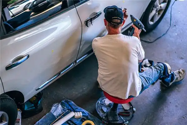 Dream Interpretation: What Does It Mean to Dream About Car Repair - DreamDecode-DreamDecode