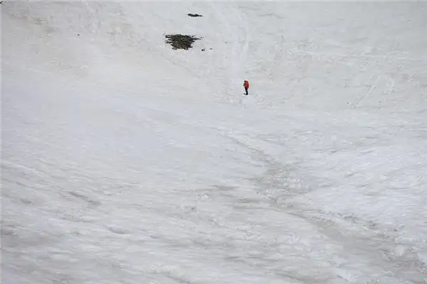 Dreaming of Snow Meaning and Interpretation - NuvoraDream