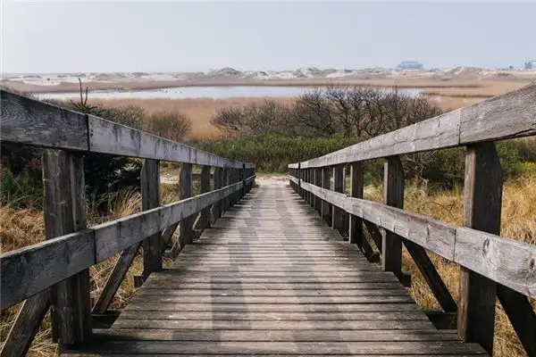 Dream Interpretation Descending Stairs Meaning on NuvoraDream-DreamDecode