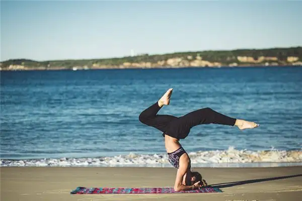 Dream Interpretation of Balancing in Dreams - NuvoraDream-DreamDecode
