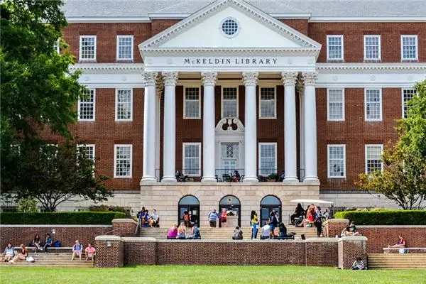 Dream Interpretation of School Campus on Nuvoradream-DreamDecode