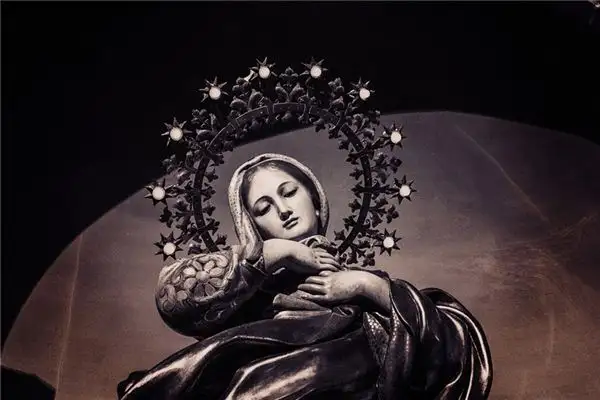 Dream of Virgin Mary Meaning and Interpretation - NuvoraDream-DreamDecode