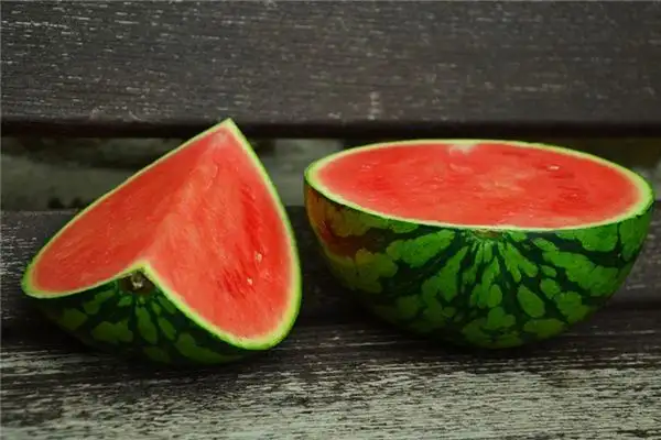 Dreaming of Watermelon Meaning and Interpretation - NuvoraDream - DreamDecode-DreamDecode