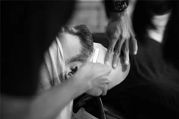 Dream Interpretation of Haircut and Shaving in Dreams - NuvoraDream-DreamDecode