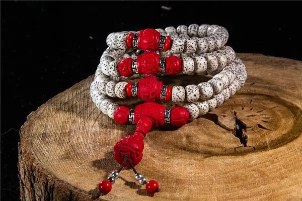 Dreaming of Buddhist Beads Meaning and Interpretation - NuvoraDream