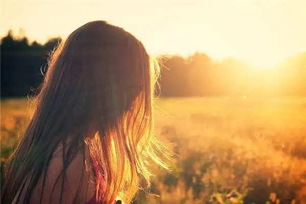 Dream Interpretation of Biting Hair in Sleep - NuvoraDream-DreamDecode