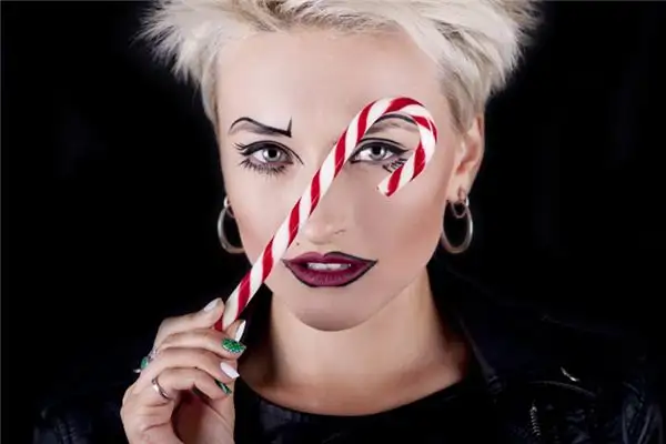 Dreaming of Drawing Eyebrows Meaning and Interpretation - NuvoraDream-DreamDecode