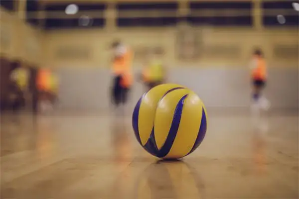 Dreaming of Circles Meaning and Interpretation - NuvoraDream-DreamDecode