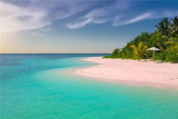 Dreaming of a Beach Meaning and Interpretation - NuvoraDream - DreamDecode-DreamDecode