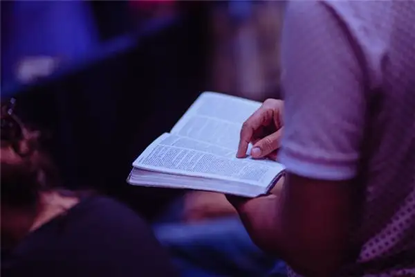 Dreaming of Chanting Scriptures Meaning and Interpretation - NuvoraDream - DreamDecode-DreamDecode