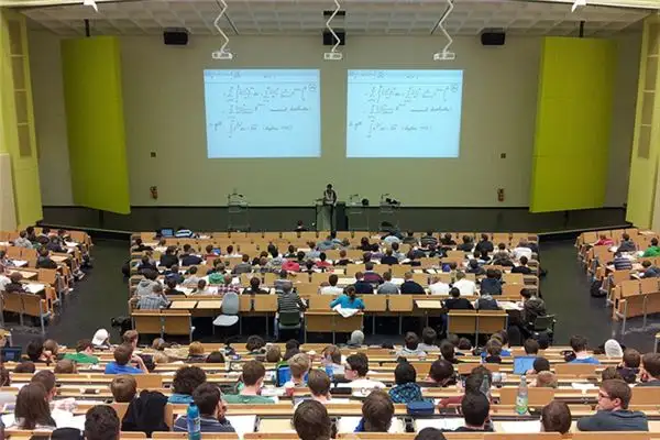 Dream Interpretation of University Campus - NuvoraDream-DreamDecode
