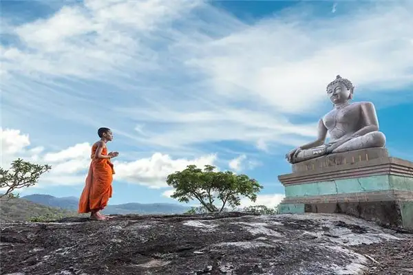 Dream of Becoming a Monk and Taking Precepts - NuvoraDream - DreamDecode-DreamDecode