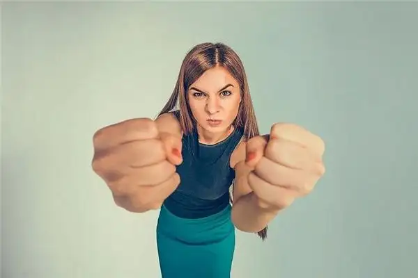 Dream Interpretation of a Crazy Woman Hitting Someone - NuvoraDream - DreamDecode-DreamDecode