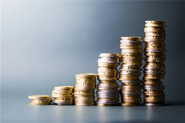 Dreaming of Winning a Bet Meaning and Interpretation - NuvoraDream-DreamDecode