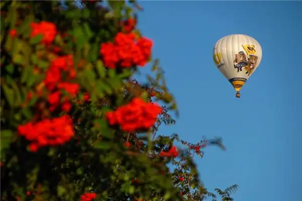 Dream Interpretation of Floating in Midair - NuvoraDream