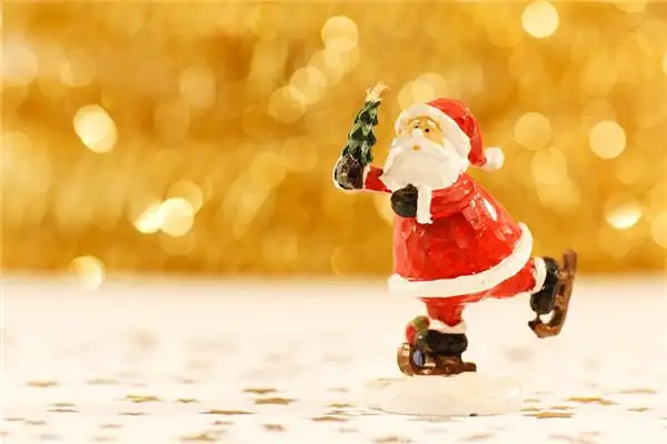 Dreaming of Christmas Meaning and Interpretation - NuvoraDream