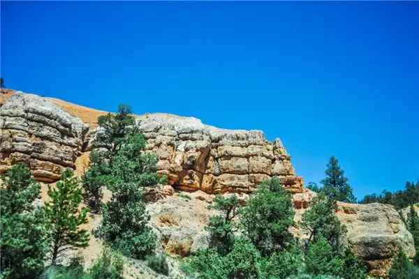 Dream Interpretation Throwing Stones Into a Valley Meaning-DreamDecode