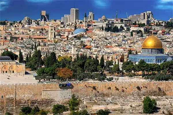 Dream Interpretation Buying Land NuvoraDream-DreamDecode