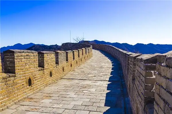 Dream Interpretation of City Walls in Zhou Gong\'s Dream Dictionary
