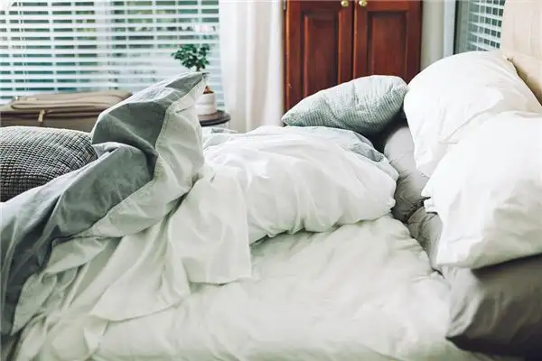 Dream Interpretation Dirty and Messy House Meaning in Dreams-DreamDecode