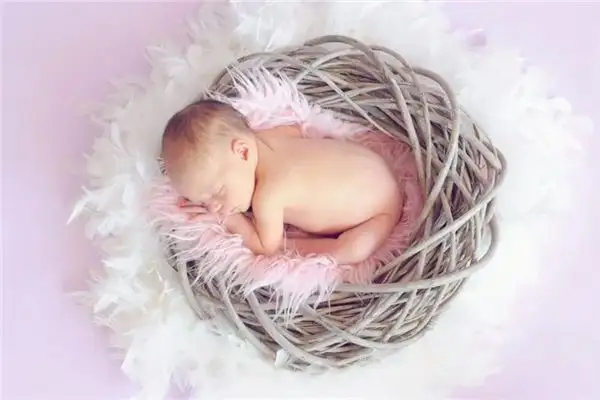 Dream Interpretation Giving Birth and Cutting the Umbilical Cord-DreamDecode