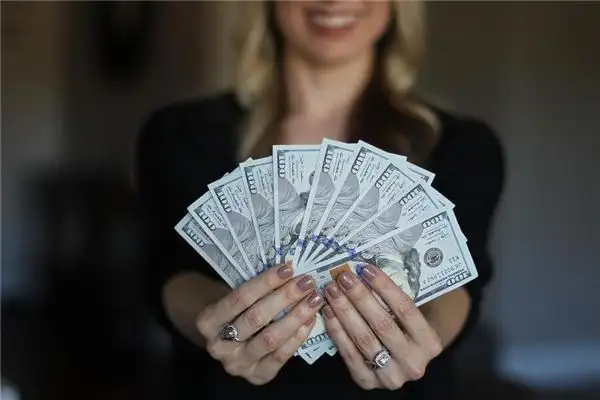 Dream of Getting Paid or Salary Increase - NuvoraDream-DreamDecode