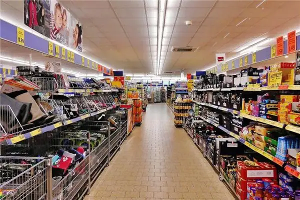 Dream of Shopping Mall or Supermarket Meaning - NuvoraDream-DreamDecode