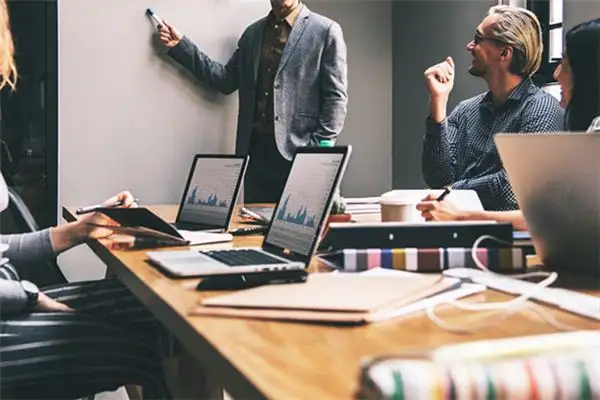 Dream Interpretation Meeting in Dream Meaning at NuvoraDream-DreamDecode